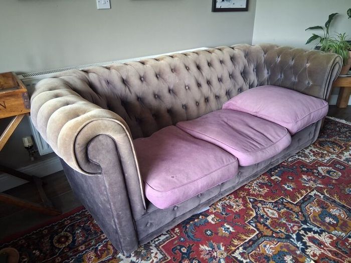 velvet chesterfield sofa