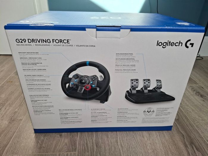 Logitech G29 Steering Wheel & Pedals PS5/PC