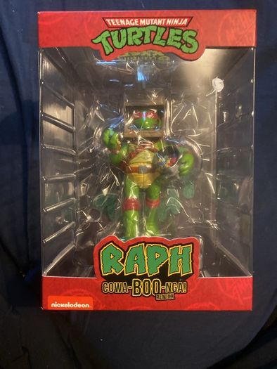 turtles ighty Jaxx Teenage Mutant Ninja Turtles: Raphael Cowa-Boo-NGA! Edition | REMIXX 6 Inch Collectible Figurine