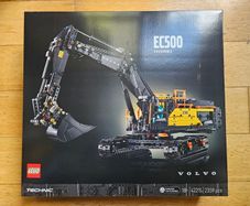 lego technic 42215 EC500 hybrid Volvo excavator