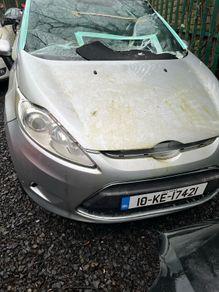 ford fiesta breaking