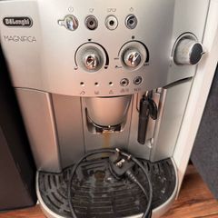 Delonghi Magnifica For Parts or repair.
