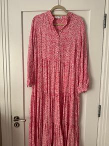 Ladies dress