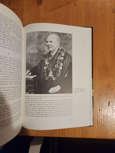 Wheels And Deals. People And Places In Irish Moterong. By John O' Donovan. First Edition Hardback With Dustjacket In Good Condition.