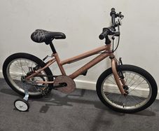 Kids bike 18inch stabilisers