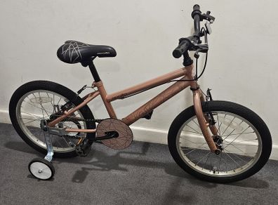 Kids bike 18inch stabilisers