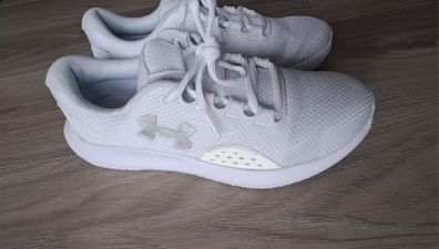 Under Armour Runners