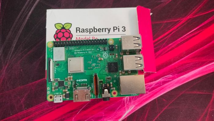 Raspberry Pi 3 model B+