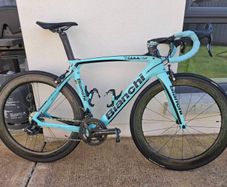 Bianchi oltre xr4 road bike