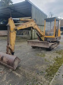 Hanix 4.5 ton Digger