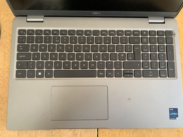 Dell Latitude 5540 13th Gen i5 / 16GB RAM  Like New
