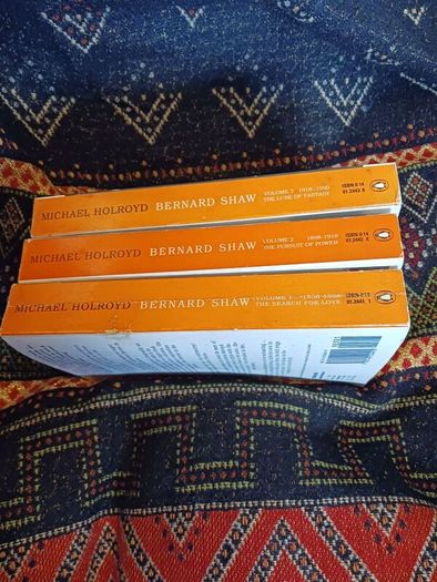 Bernard Shaw/ Michael Holroyd/penguin/ in 3 Vol.