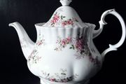Royal Albert "Lavender Rose" Large Teapot
