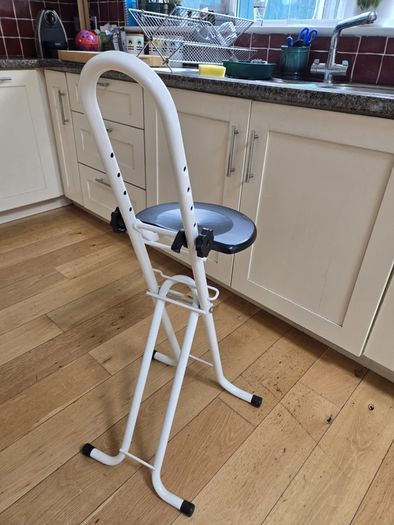 Adjustable Folding Perching Stool