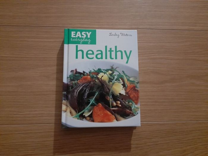 "Healthy" Book (Easy Everyday Series)