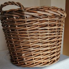 Large Wicker Basket  with two Handle 45 euro offers please