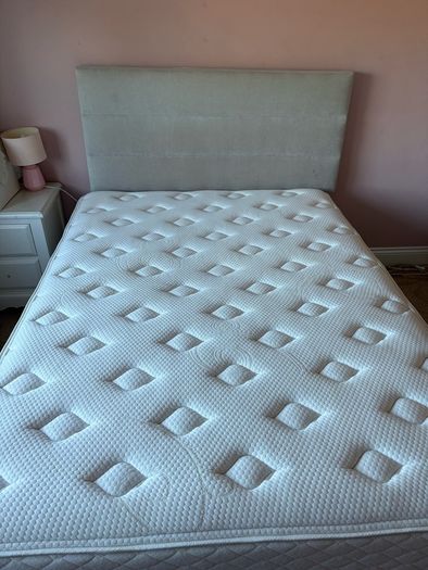 Kaymed 4.7ft Matress, base and headboard
