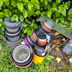 free garden pots