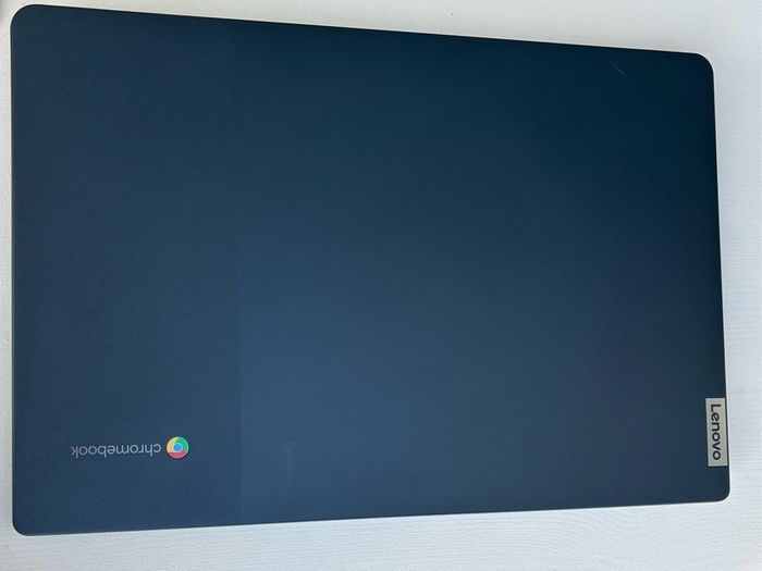 Never Used: Laptop - Chromebook - Ideapad Slim 3 15.6"