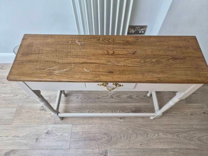 console table