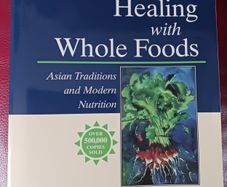 Healing with Whole Foods/ Paul Pitchford/ 2002