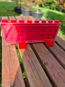 LEGO Display Case for 16 Mini Figures- Red, Excellent Condition