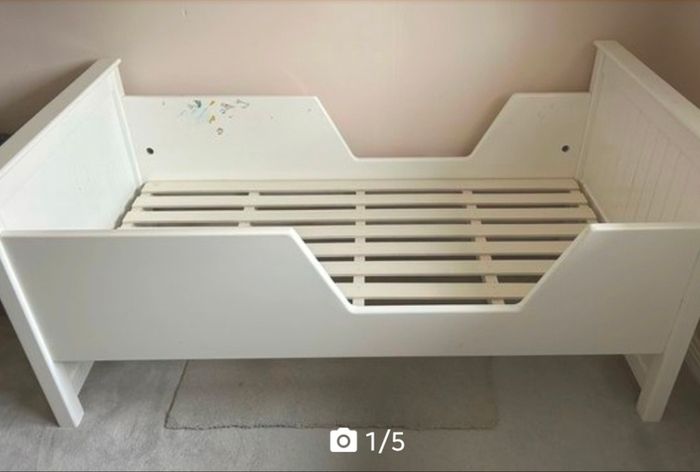 Junior Bed