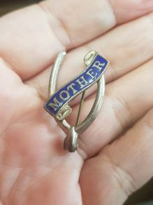 Antique 1920s Horseshoe Enamel Mother Brooch