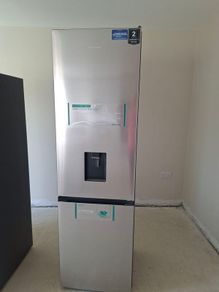 Hisense fridge freezer