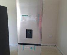 Hisense fridge freezer