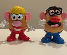 Mr. & Mrs. Potato Head figure pair