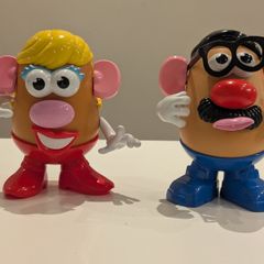 Mr. & Mrs. Potato Head figure pair