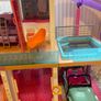 Barbie Dream House and Playsets Image 4