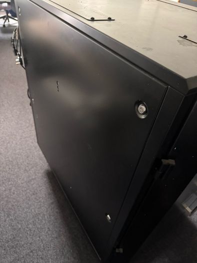 acoustic server/rack cabinet
