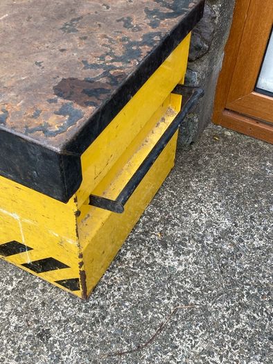 Van Vault 2