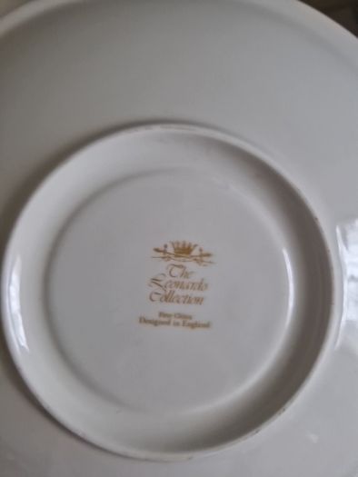 leonardo cups &  saucers