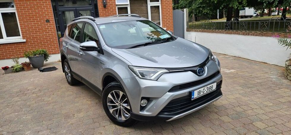 Toyota RAV4 Hybrid 2018 - Automatic