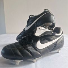 Vintage 2007 Nike Tiempo Leather Football Boots