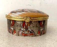 Vintage 1970s Spanish Porcelain Trinket Box