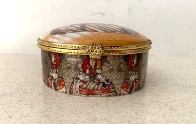 Vintage 1970s Spanish Porcelain Trinket Box