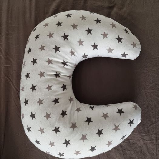 Breastfeeding pillow