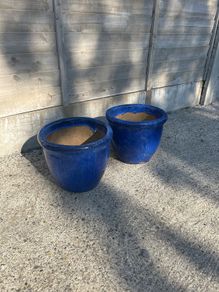 Pair of glazed garden pots