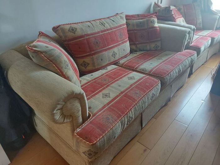 3 Seater and 2 Seater Sofa Suite