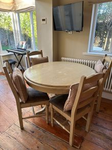 Wood Round Dining Table & 4 Chairs