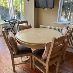 Wood Round Dining Table & 4 Chairs