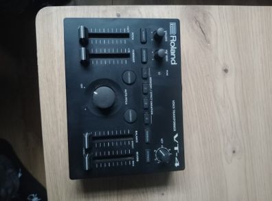Roland VT-4 Voice transformer