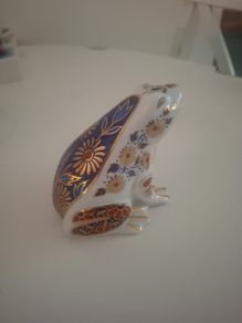 Imari frog porcelain from Japan
