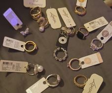 Lovisa costume rings