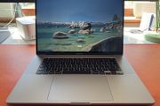 Apple MacBook Pro 15-inch 2020 Intel i7 16GB 500SSD A2141 Touch Bar - Radeon Pro