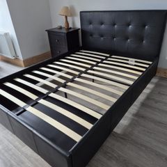 Double bed frame (REDUCED)